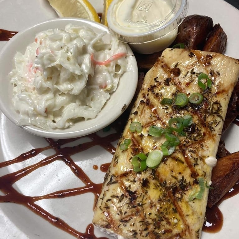 Fresh Seafood Delights: Dive into our Oceanic Offerings